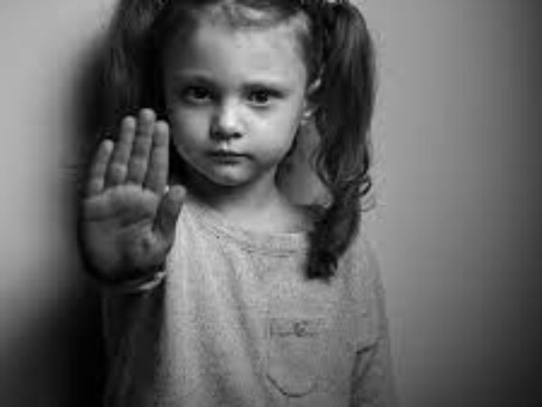 Σεξουαλική κακοποίηση παιδιών (ενδείξεις, προφίλ δράστη, συνέπειες)- Άρθρο της Ευαγγελίας Γκέγκα