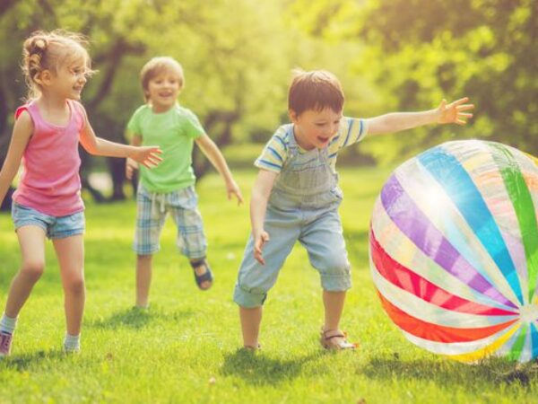 Τα οφέλη του ελεύθερου παιχνιδιού στην ψυχοκοινωνική ανάπτυξη του παιδιού- Άρθρο της Ευαγγελίας Γκέγκα